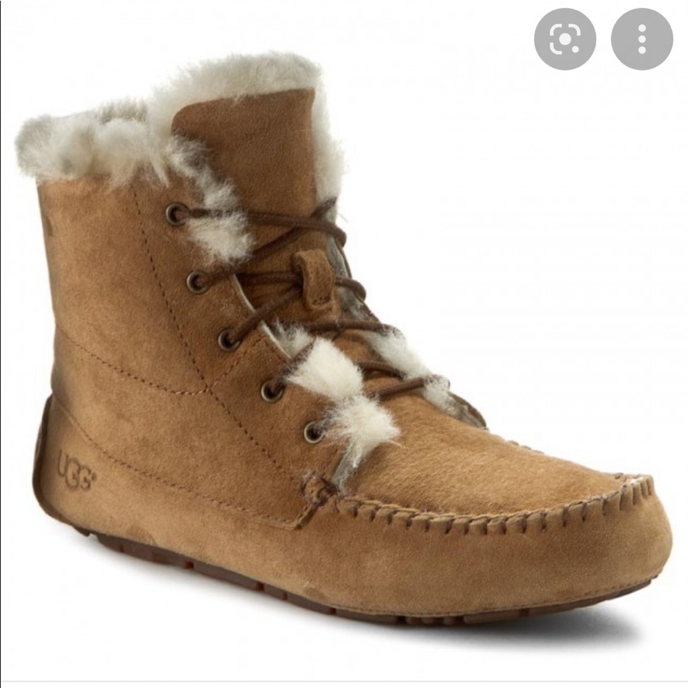 UGG Chickaree Moccasin Chestnut Shearling Lace Up Boots #1007716